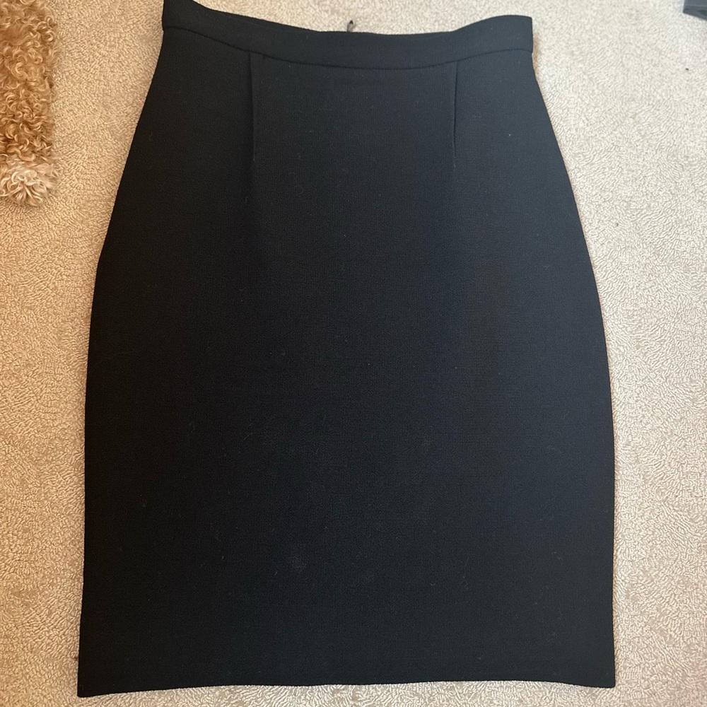Roland Mouret Black Arreton skirt
